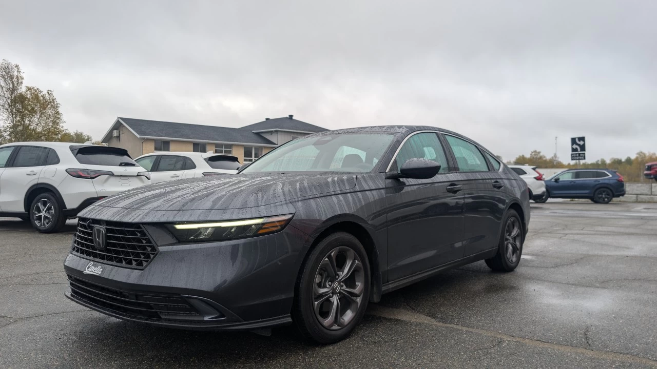 2023 Honda Accord Sedan EX Main Image