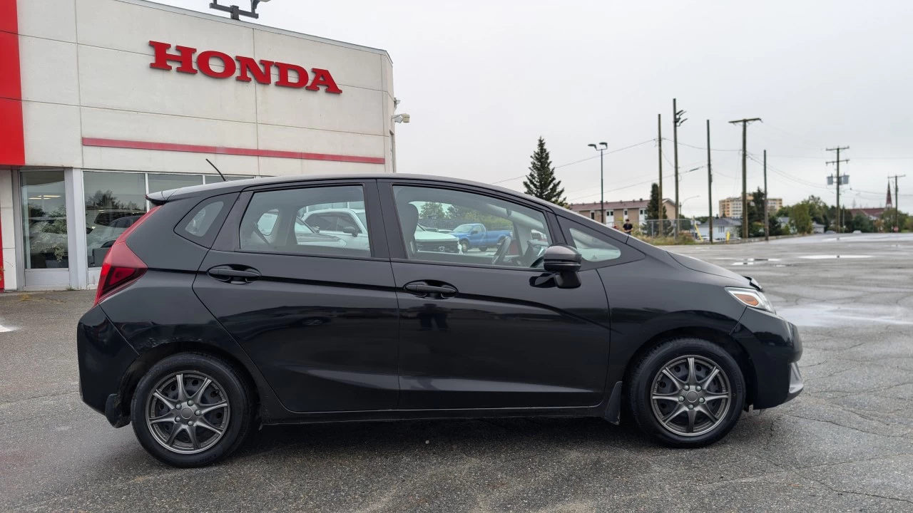 2015 Honda Fit LX Image principale