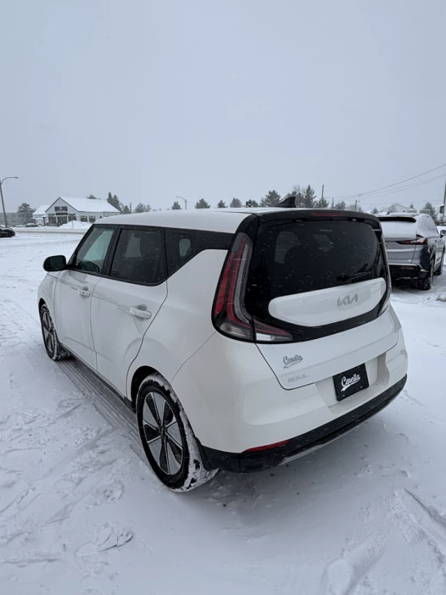 Kia Soul EV  2023