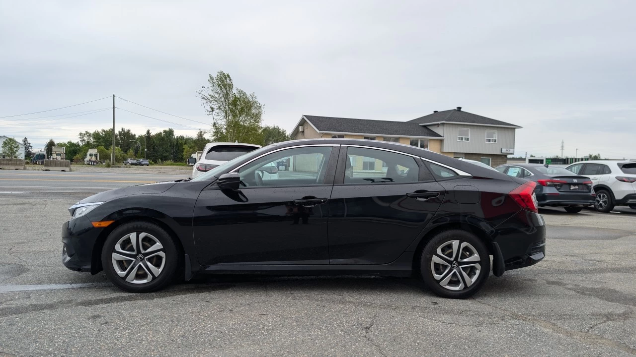 2016 Honda Civic LX Image principale