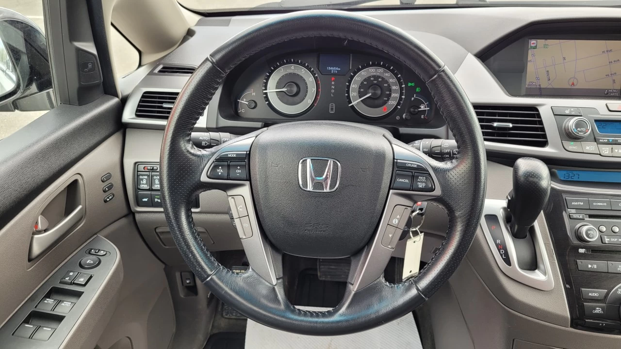 2011 Honda Odyssey Touring Image principale