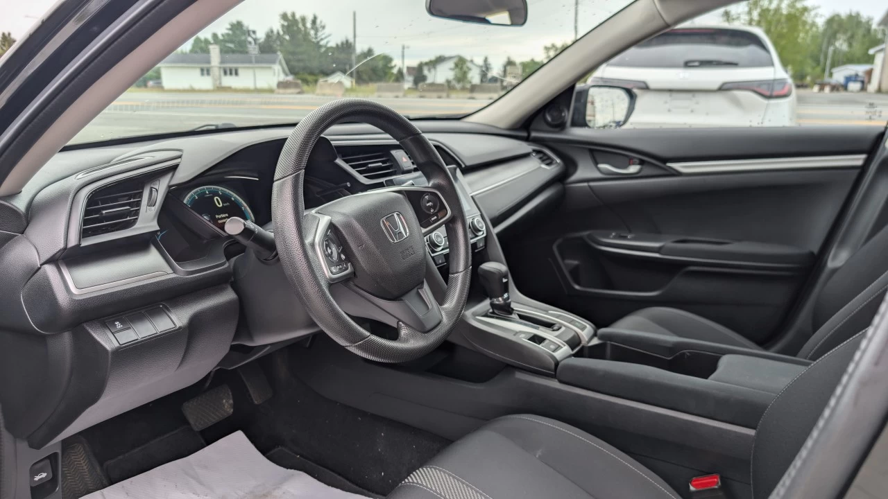 2016 Honda Civic LX Main Image