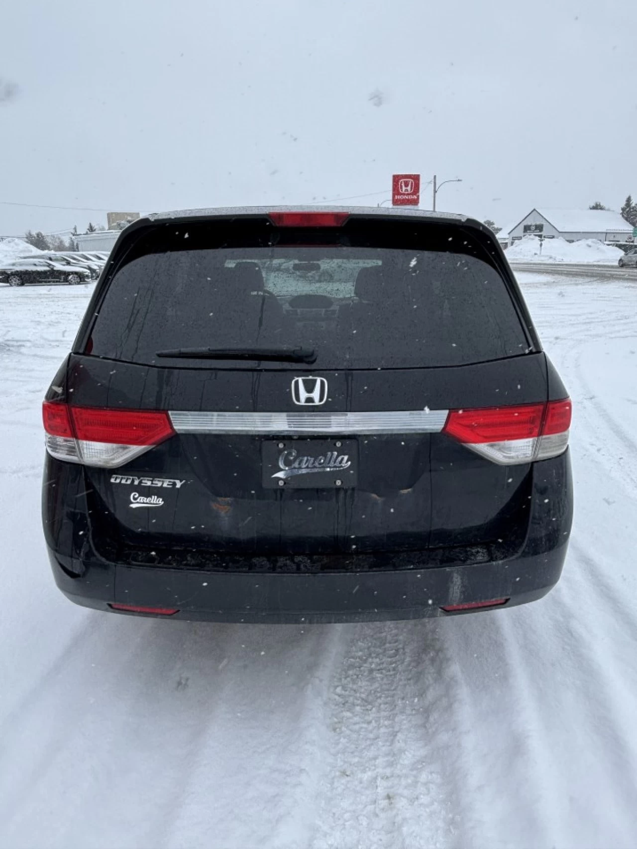 2016 Honda Odyssey LX Main Image