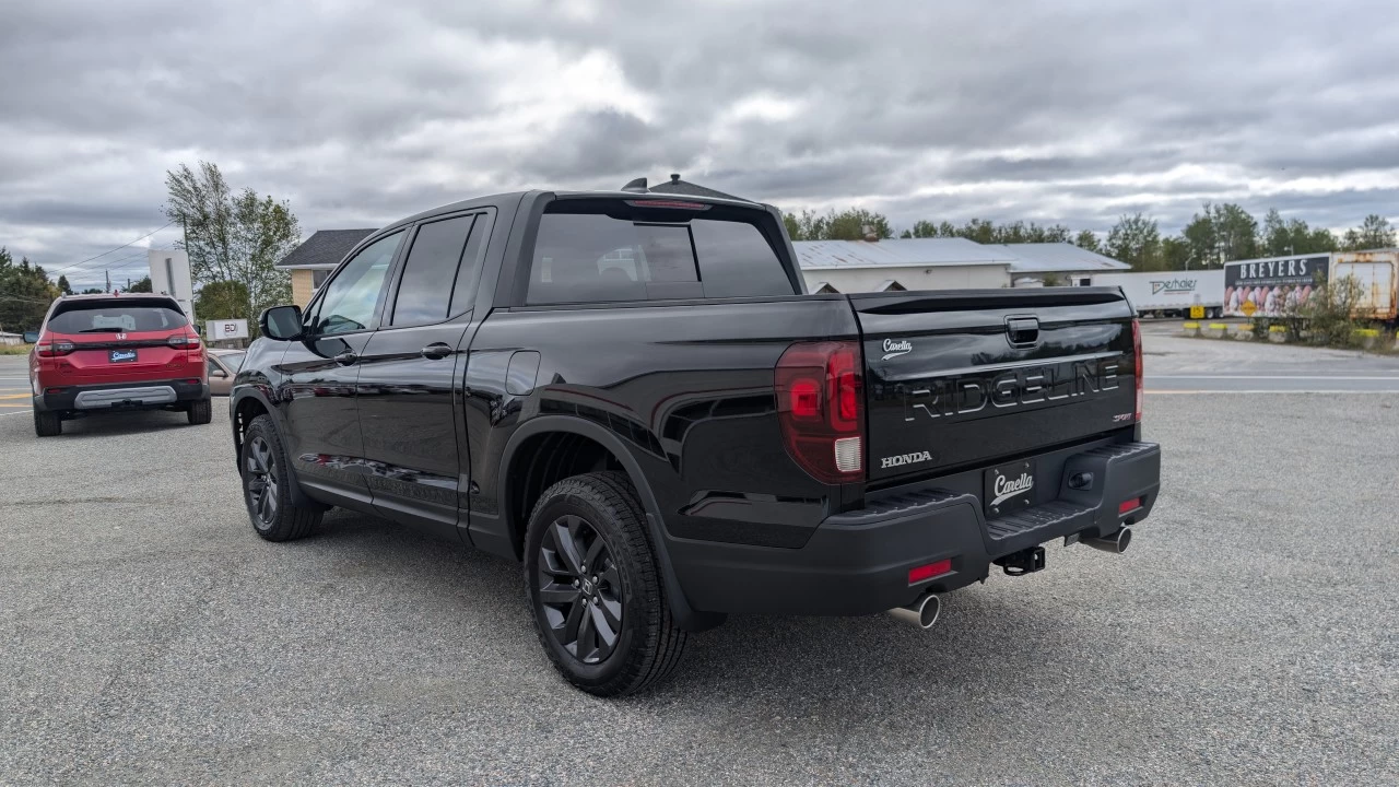 2025 Honda Ridgeline Sport Main Image