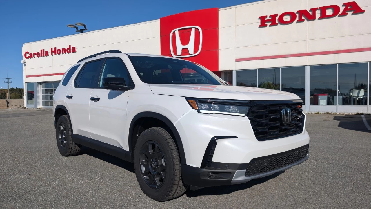 2025 Honda Pilot TrailSport Main Image