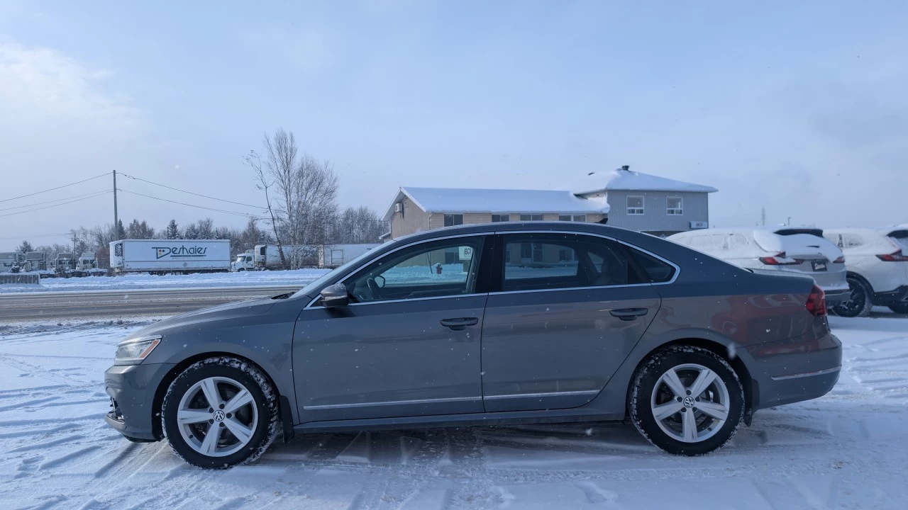 2018 Volkswagen Passat Comfortline Main Image