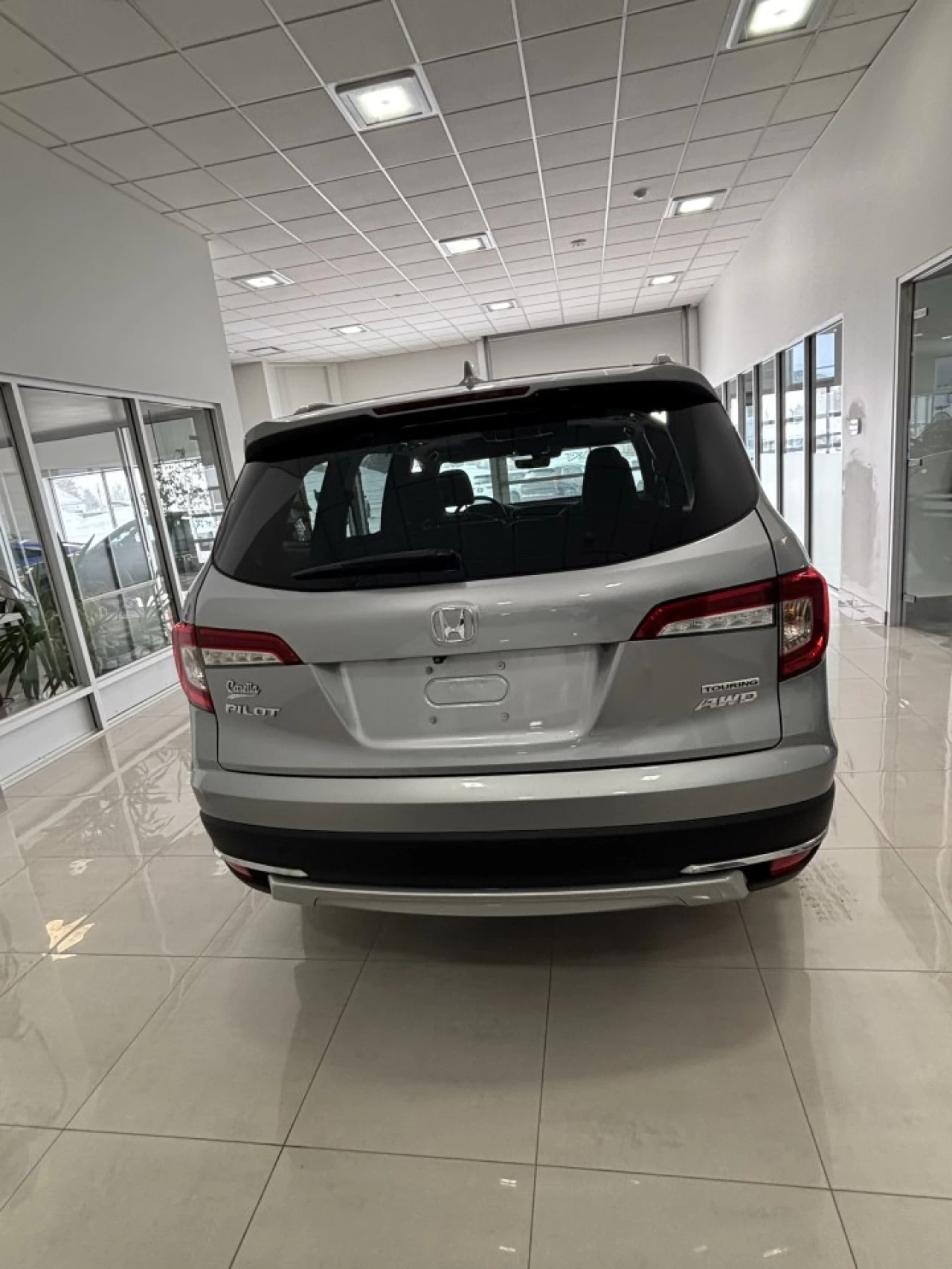 2020 Honda Pilot Touring 7-Passenger Image principale