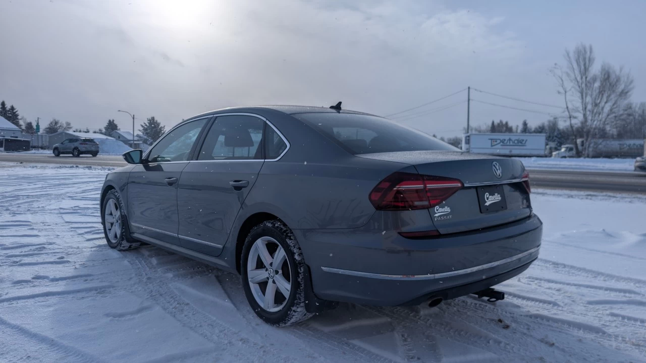 2018 Volkswagen Passat Comfortline Main Image