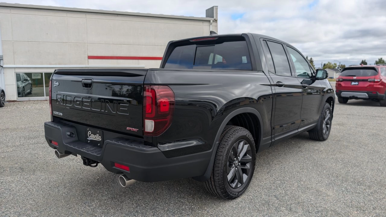 2025 Honda Ridgeline Sport Main Image