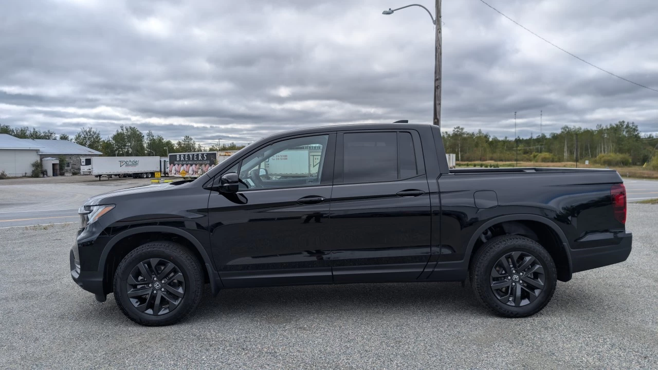 2025 Honda Ridgeline Sport Main Image