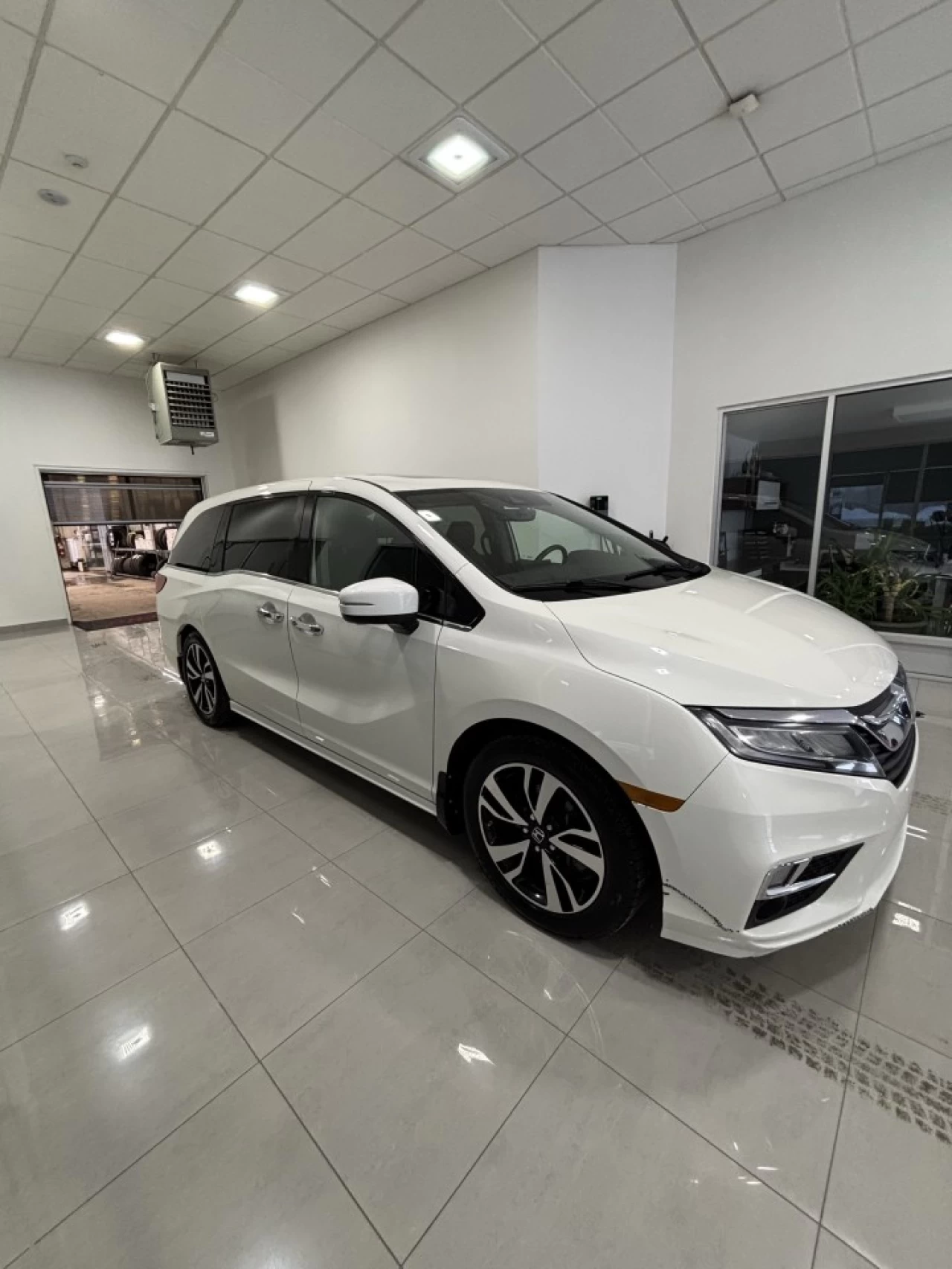 2019 Honda Odyssey Touring Image principale