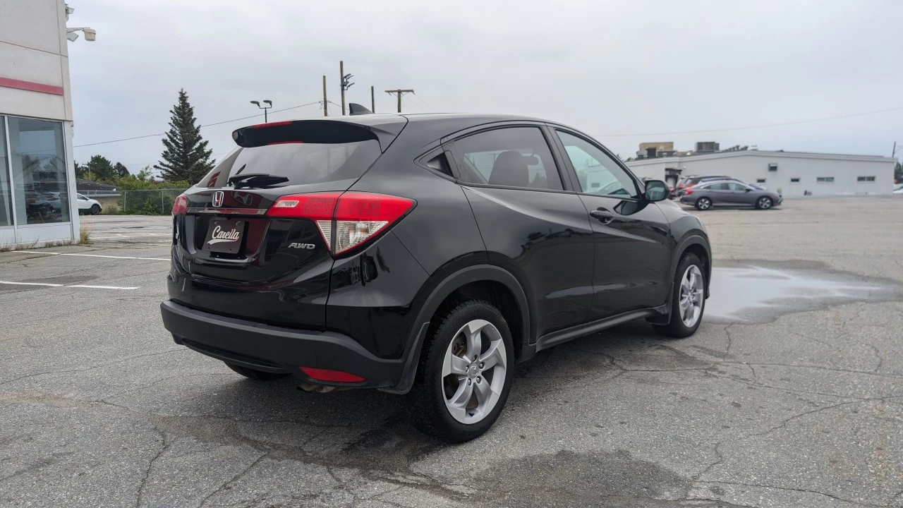 2020 Honda HR-V LX Main Image